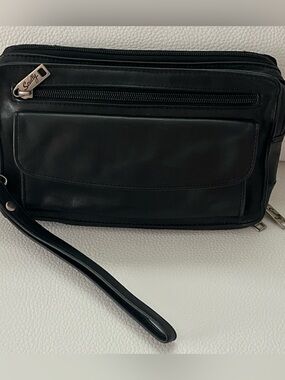 SCULLY Black Leather Zip Organizer Credit Card Wallet Wristlet 9” x 5.5”